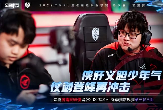 34岁科怀-莱昂纳德近照曝光，展现完美身材与笑容